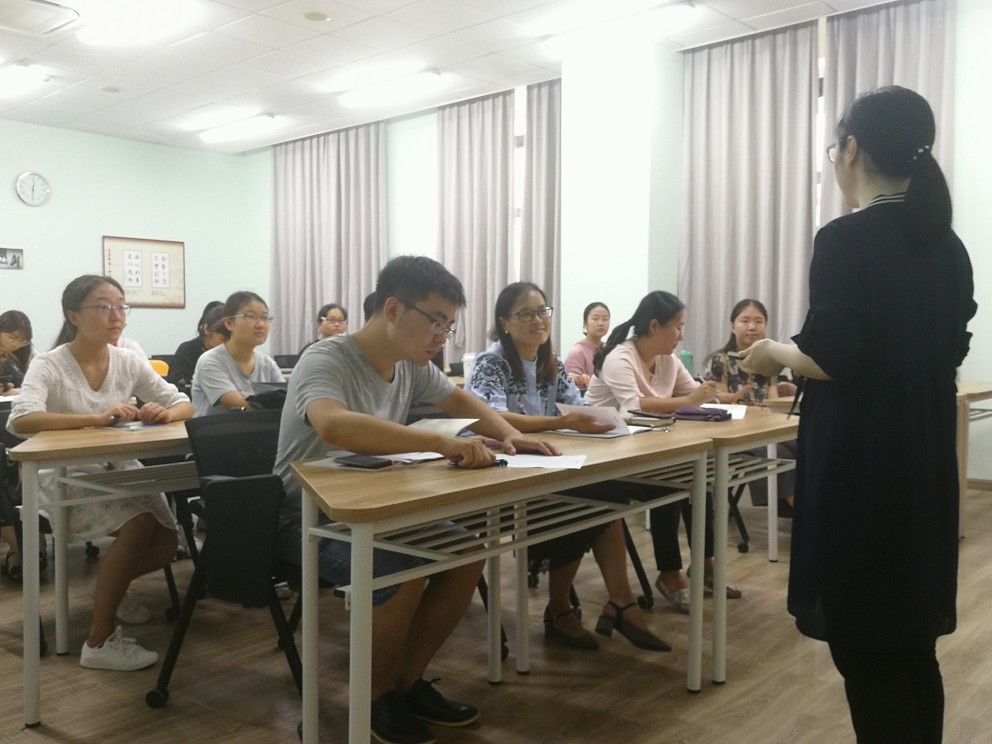学优秀党员事迹,为进博立足岗位――bevictor1946韦德官网学生党支部主题党日活动